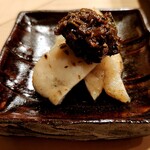 鮨 奥 - 焼いた平貝 蕗味噌