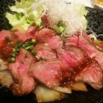 えぬろく - 焼物：神戸牛ステーキ　淡路玉ねぎと野菜