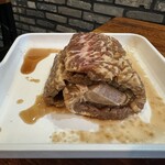 지우 - 牛の骨付き味付けカルビ