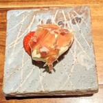 Ura Dora - 生ハム、マスカルポーネチーズ、苺