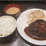 Yodoyabashi Juujirou - 黒毛和牛ハンバーグ定食