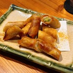 炭と、肴と、酒。 いこる - アスパラの豚春巻き