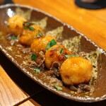 炭と、肴と、酒。 いこる - 新じゃがまんじゅう