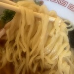 setouchi noodle ねいろ屋 - 麺は平打ちの太麺でもっちりしています。