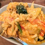 タイの食卓 クルン・サイアム - プーニム・パット・ポンカリー (ソフトシェルクラブとふわふわ卵のカレー炒め）