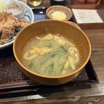 炭火焼和めし処 しんぱち食堂 - お味噌汁❗️