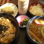 レストラン若葉 - かつ丼ラーメンセット