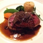 マリアージュ - 牛ステーキお好みのソースで（ペリグー）＋フォアグラのせ