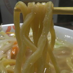 Shou Kuunin - 野菜そば（タンメン）/麺リフト