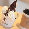 パルモフジ - MOWパフェ。チョコ。ホイップクリーム。