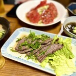 骨付鳥 蘭丸 - ちょい固めのお肉！