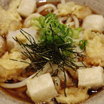 Udon Jimbi Ito - 小海老と揚げ餅のおろしぶっかけおうどん（冷）