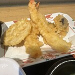 Sobamon - 天ぷらは海老が２つとレンコンとナスとかぼちゃです。