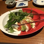Haruyoshitei - アボカドとトマトとモッツァレラのサラダ