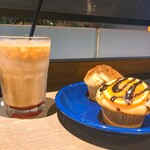 フラットホワイト コーヒー ファクトリー - 