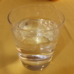 四川料理 桃源郷 - お水　最初に　【　２０１４年２月　】