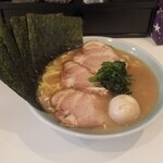 横浜家系ラーメン みさきや - 