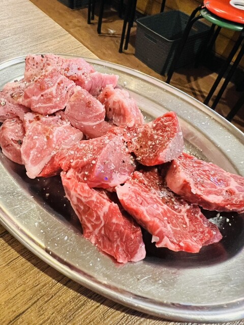 炭火やきとん ブッチャー横山 - 桂台（もつ焼き）の写真