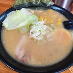 横浜ラーメン萬年家 - 