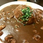 創作レストラン ジョゼキッチン - オムカレー♪
            でっかい～(*^^*)
            この前に生ハムサラダがついてました★
            