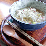 cafe moyau - 豚しゃぶとセロリのさっぱり米めん