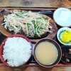 良花 - 肉ニラ炒め定食 850円