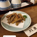 川豊 - ビールのつまみ「ほね煎餅」、軽く香ばしく美味しい