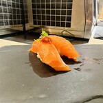 Sushi Bar にぎりて - 