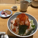 日本橋海鮮丼 つじ半 - 