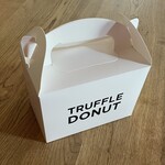 TRUFFLE DONUT - 小さい方の箱