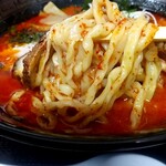 Oni garashi - モチモチ平打ち太縮れ麺