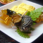 厚焼玉子､煮こごり､つぶ貝､焼き物（鰆かな？）
