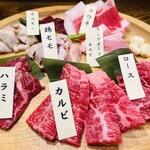 Yakiniku Sakaba Hachiya - 肉盛り4400円