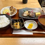 Yaki Zaka Nase Mmon Tai Chi Shoku Dou - 3種の西京焼き定食