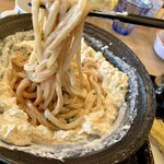 山下本気うどん デックス東京ビーチ - 途中で出汁を入れて味変