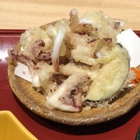対馬のどぐろとイカ活き造り 博多 魚蔵 都ホテル店 - 