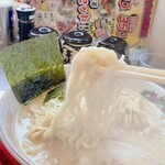 博多長浜ラーメン だるま一家 - 