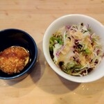 うみからそらへ - サラダと小鉢のコロッケ