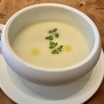 Fujiya 1935 - ホワイトアスパラガスの透明なゼリーとクリーム