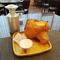 BLT STEAK  ROPPONGI - 自家製ポップオーバー