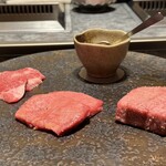 西麻布 焼肉 X - 但馬牛のタン（薄切り、厚切り、タンシタ）
