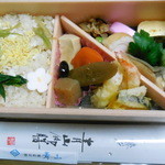 懐石料理 青山 - 綺麗な色彩のお弁当