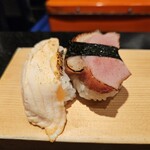 牡蠣とワインPREMIUM すしまる - ランチの鴨肉とサーモンの炙り