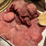 BEEF TABLE - 