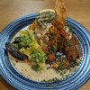 Mカッセ - 料理写真:貝類のショードレ風カレー x チキンカレー