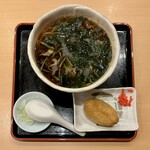 Sobakirikyoubashiyamamoto - 山菜そば ¥980 ＋ お稲荷さん ¥130
