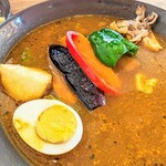 スープカレーハウス しっぽ 盛岡店 - グリルドチキンのスープカレー