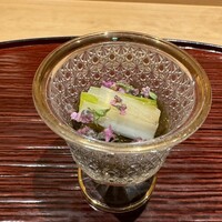吉凰 - 海蘊（新潟）　うるい　花穂紫蘇の酢の物