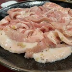 和牛炭火焼肉・韓国料理 じろべ  上尾店 - 