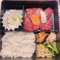 上野太昌園 上野本店 - 焼肉弁当ランチ(ハラミ)/1,280